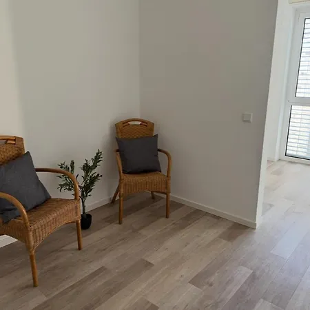 Im Zentrum Von Mit Balkon