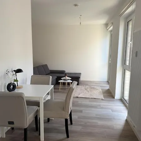 Im Zentrum Von Mit Balkon *